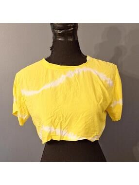 Norblack Norwhite Yellow Oversized Crop Top Size Small